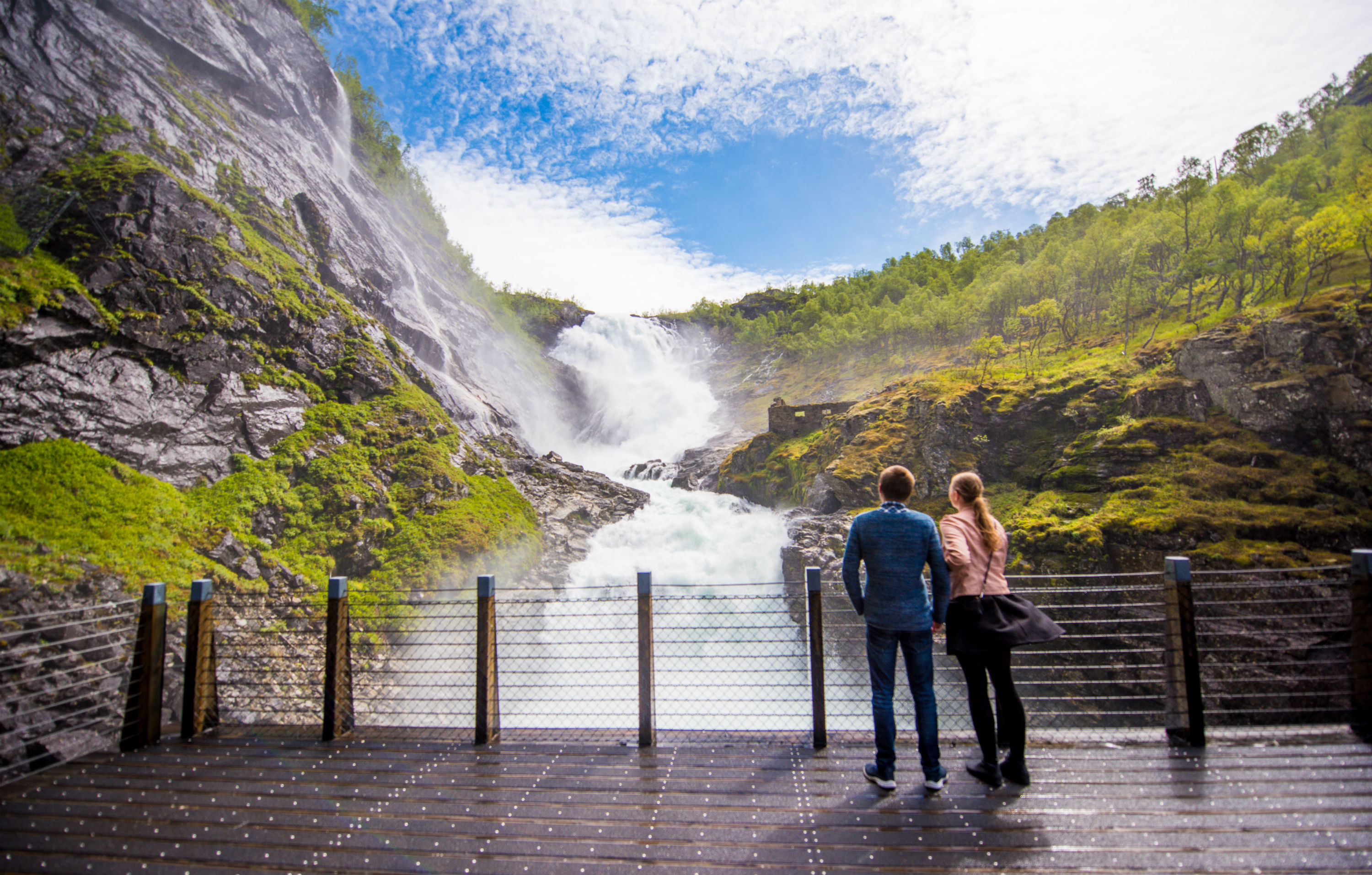 DAG 3 ● MA 28 JULI ● EIDFJORD & HARDANGERFJORD